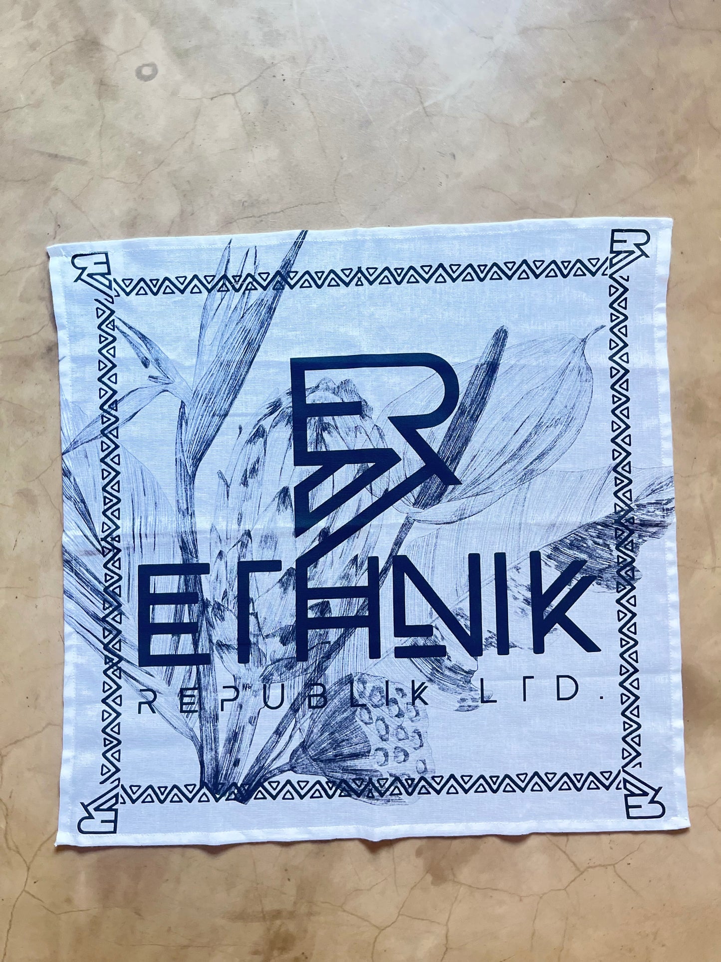 Ethnik Logo Linen Scarf