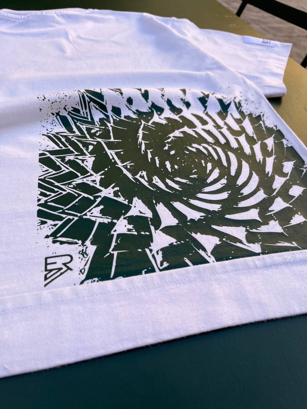 Kharetsa Graphic T-Shirt