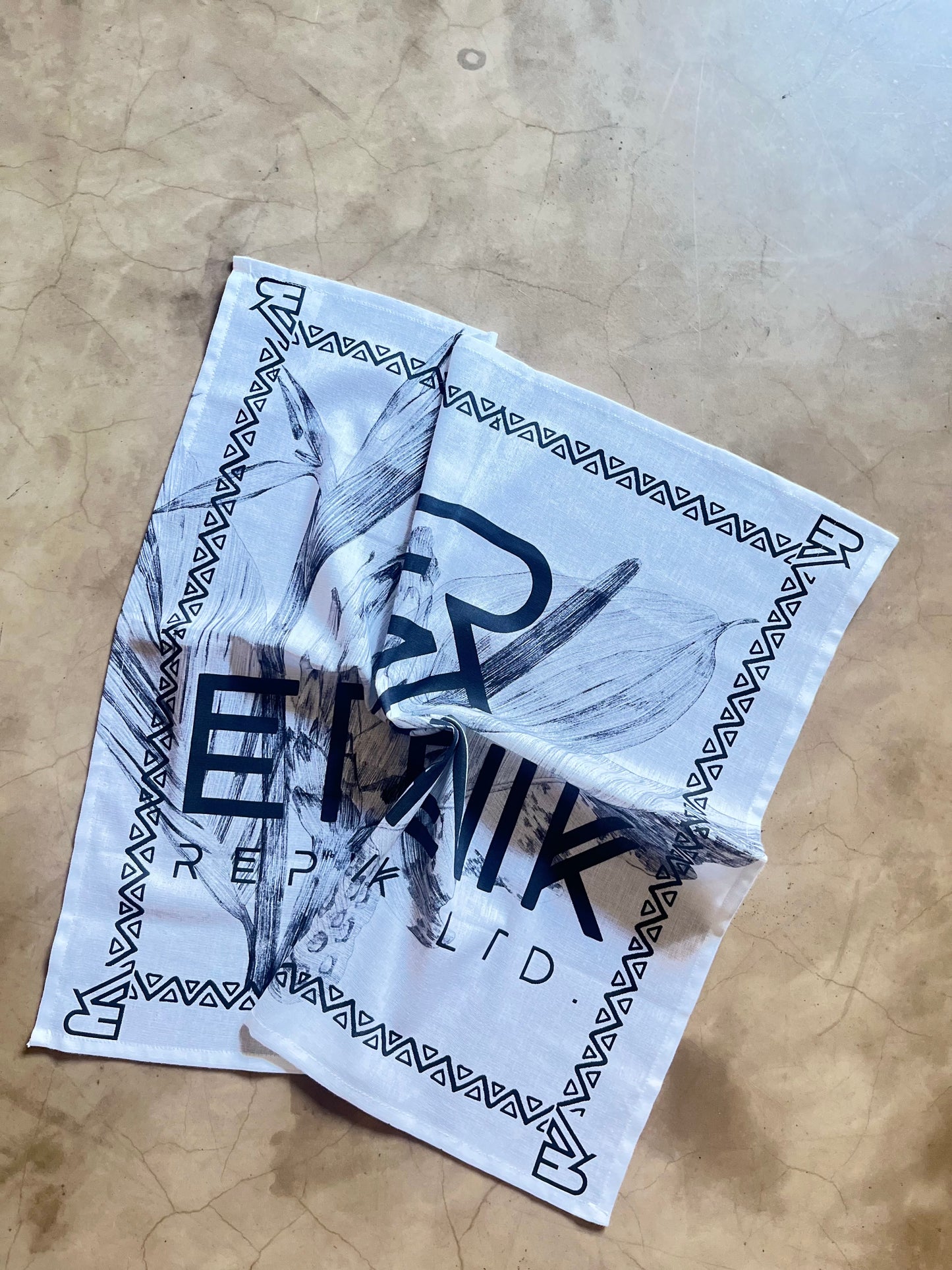 Ethnik Logo Linen Scarf